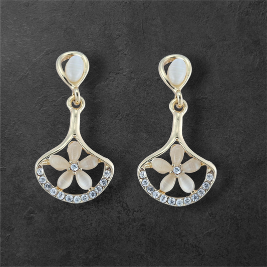 Gold Plated Tear Drops Earrings (Gold Plated Tear Drops Earrings with Minimalist Design - Perfect for Casual & Formal Outfits)