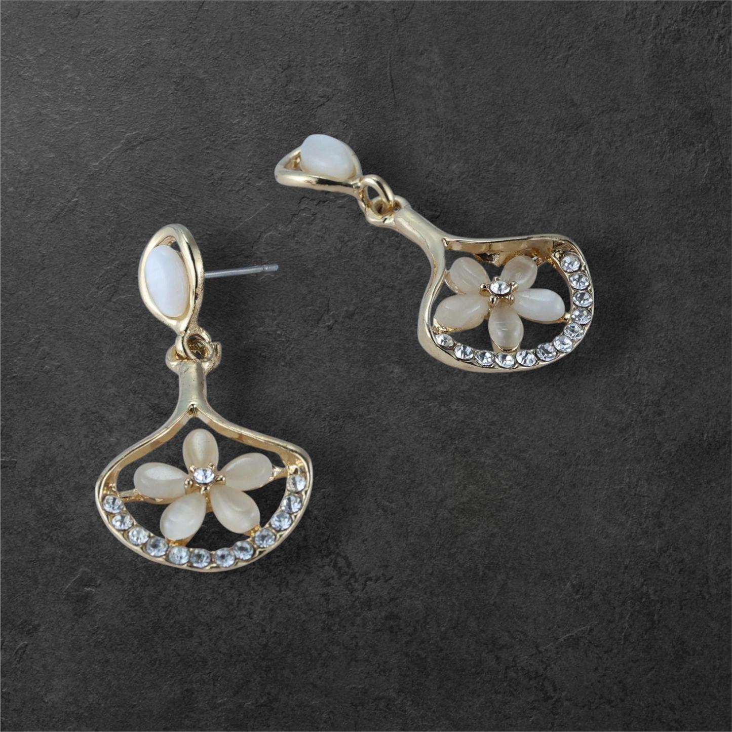 Gold Plated Tear Drops Earrings (Gold Plated Tear Drops Earrings with Minimalist Design - Perfect for Casual & Formal Outfits)