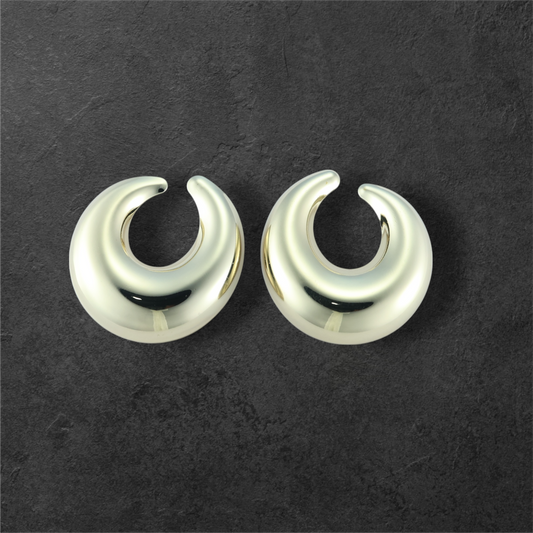 Reet & Riwaz's Anti-tarnish Gold Plated Hoop earrings. Crafted with meticulous attention to detail, these stunning hoop earrings feature a sleek, curved design that exudes sophistication and modern luxury.